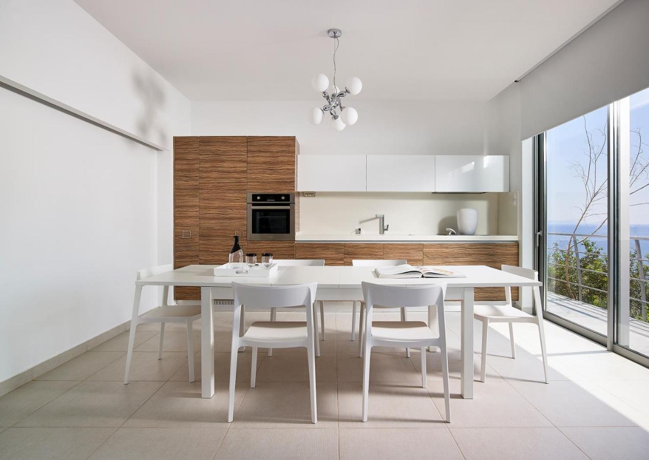 Beachfront Villa In Crete - Epavli Luxury Villa Agia Pelagia Eksteriør billede