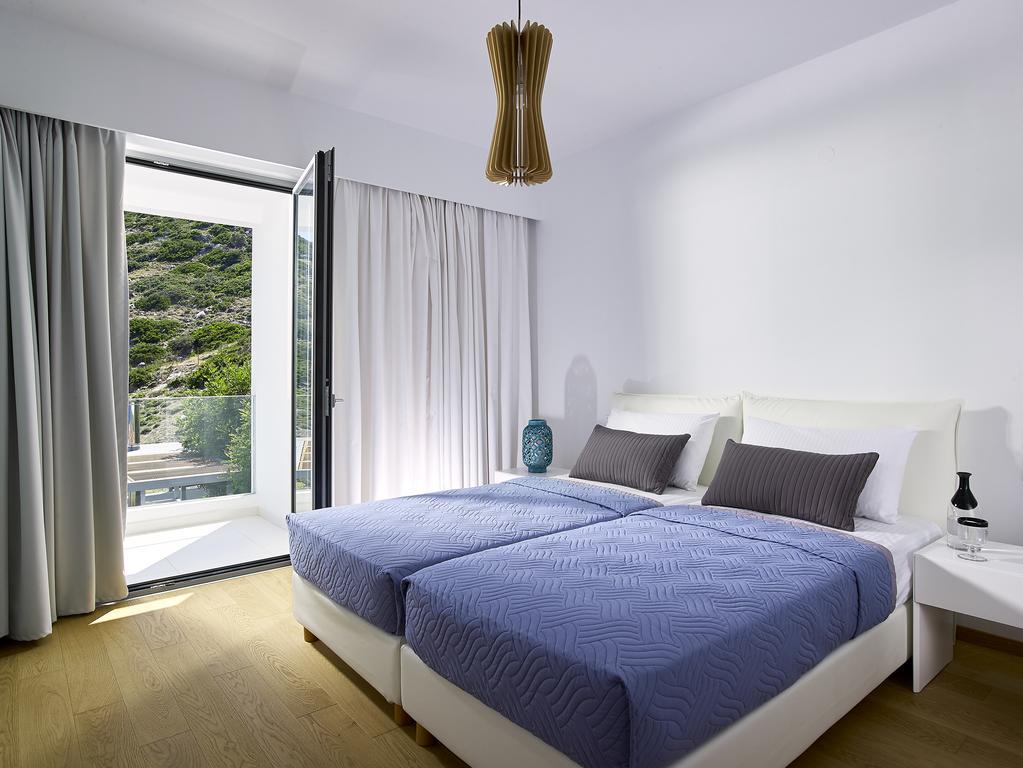 Beachfront Villa In Crete - Epavli Luxury Villa Agia Pelagia Eksteriør billede